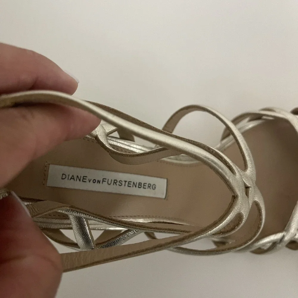 Diane von furstenberg sandal Metallic Heels ‎ Sandal 38 US8 Golden